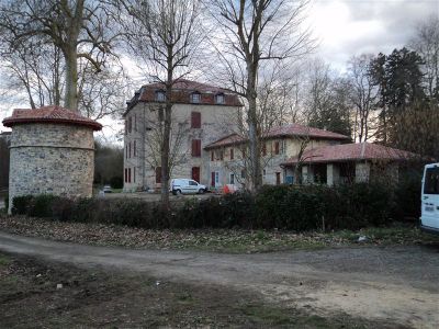 Rénovation de la toiture du château d’Uhart-Mixe (64)